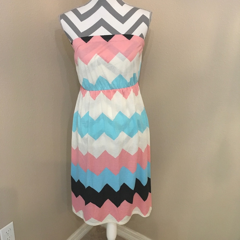 Charlotte Russe Pink Blue Black Strapless Dress - NWOT - Size Large